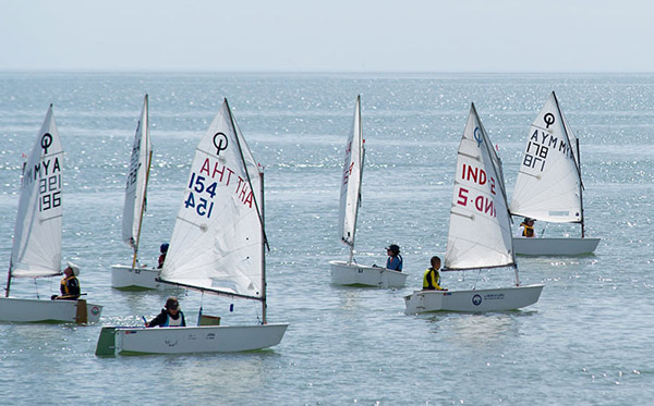 ecole-voile-loisir-activite-location-ile-de-re